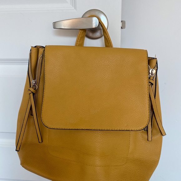 Bag - Picture 1 of 4